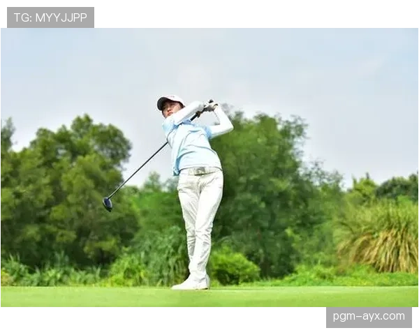 Son 展现职业风范,训练场专注态度获赞 Son 展现职业风范,训练场专注态度获赞