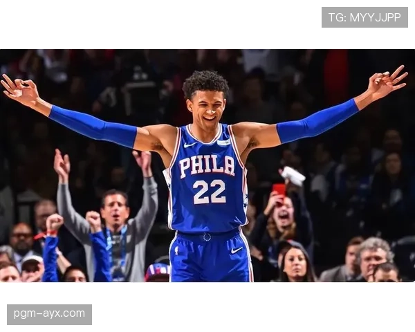 保木卓朗网前封网神技惊艳赛场，展现顶尖防守实力