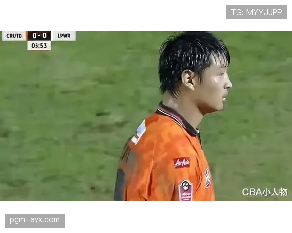 泰国队归化球员引热议，或开启国家足球发展新篇章