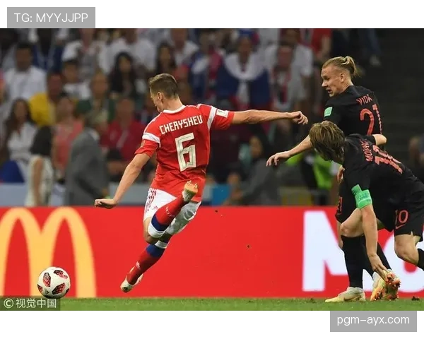 楚阿梅尼世界杯远射破门成名战解析