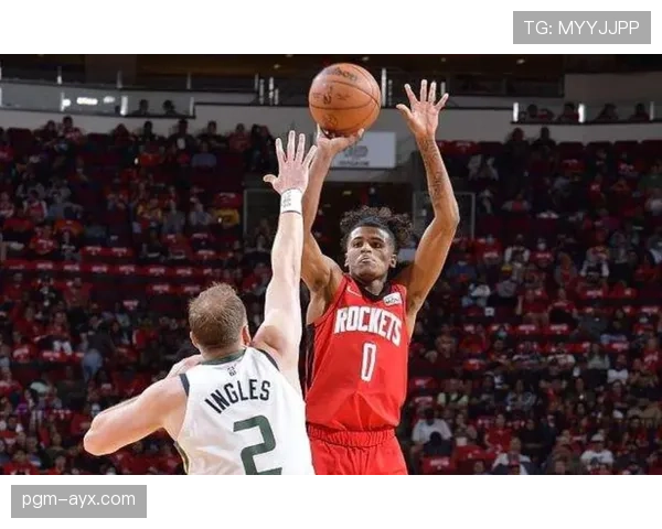 杰伦·格林突破得分提升显著 拉开火箭后场攻击差距