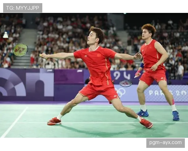 梁伟铿赛场上一板一眼，私生活竟然这样豪气得让邻居都羡慕哭了？